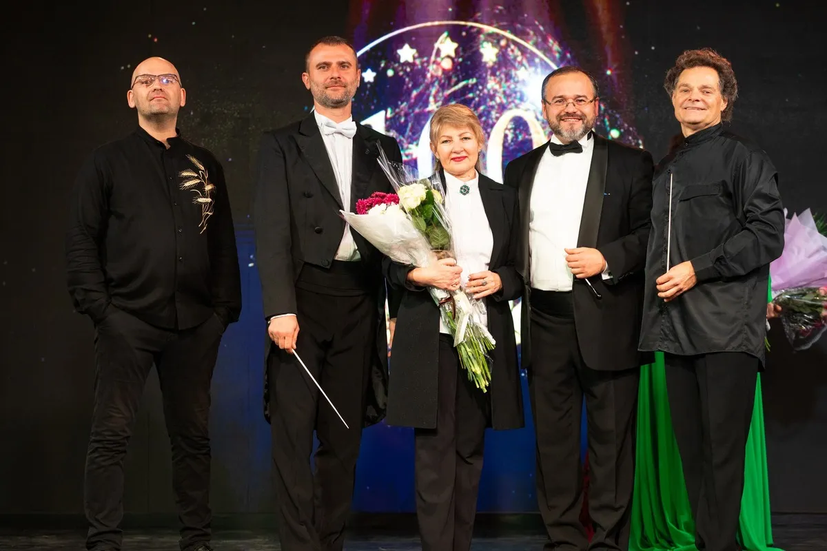 565703165_1258447286088536_8193130103700346245_n_24_11zon