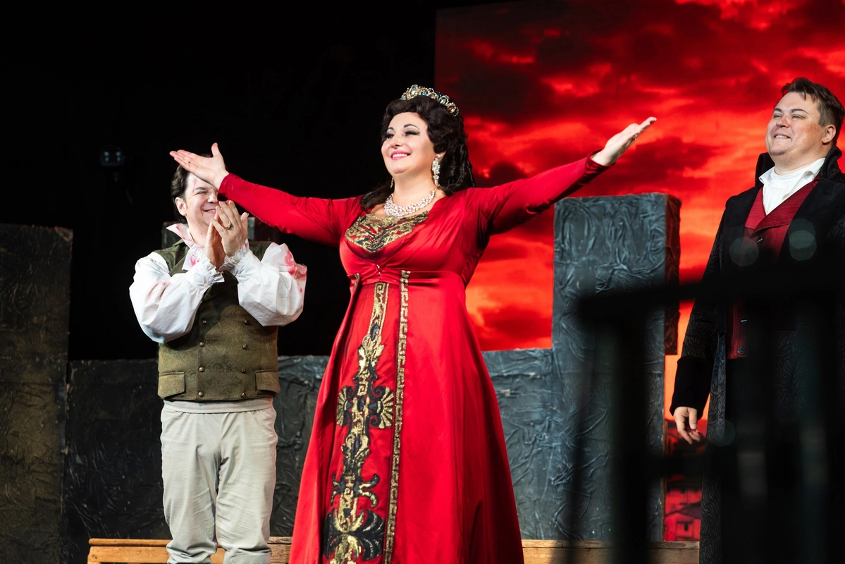 579494886_1274849514448313_3090427028596223078_n